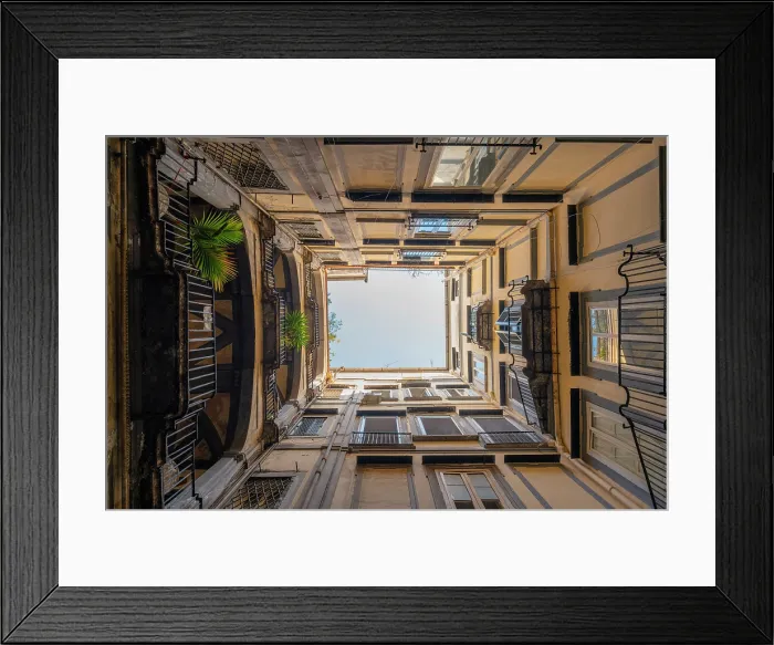 Framed Print : Old courtyard in Naples, Campania, Italy Framed Print : Old courtyard in Naples, Campania, Italy