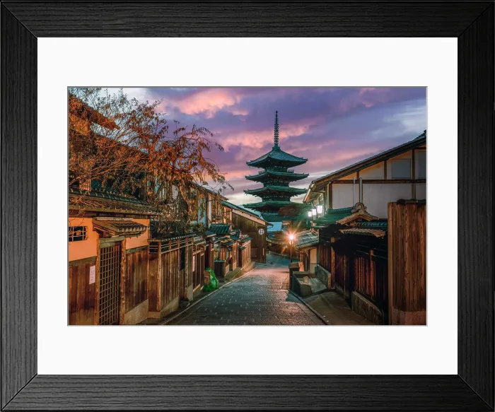 Framed Print : Higashiyama District & Yasaka Pagoda in Hokanji Temple, Kyoto, Japan Framed Print : Higashiyama District & Yasaka Pagoda in Hokanji Temple, Kyoto, Japan