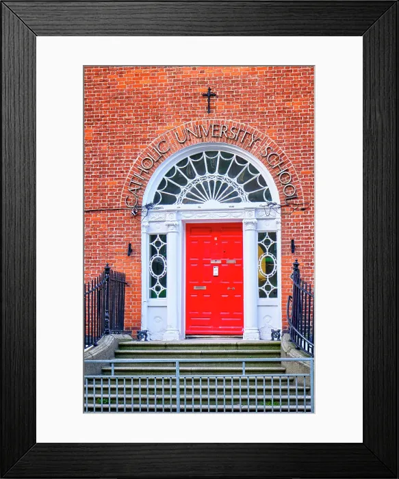 Framed Print : The colourful Georgian Doors of Dublin are the most important historical architectural hallmark of this city. Dublin, Republic of Ireland Framed Print : The colourful Georgian Doors of Dublin are the most important historical architectural hallmark of this city. Dublin, Republic of Ireland