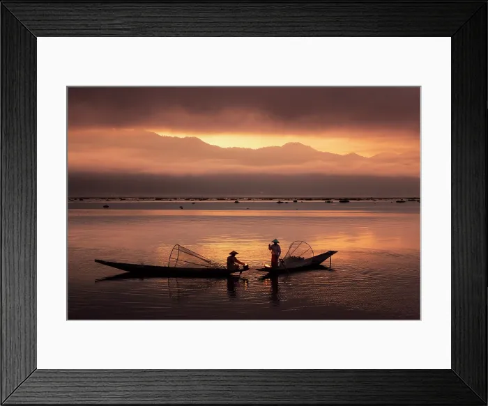 Framed Print : Intha leg rowing fisherman at sunrise, Inle Lake, Taunggyi District, Shan State, Myanmar (Burma), Asia Framed Print : Intha leg rowing fisherman at sunrise, Inle Lake, Taunggyi District, Shan State, Myanmar (Burma), Asia