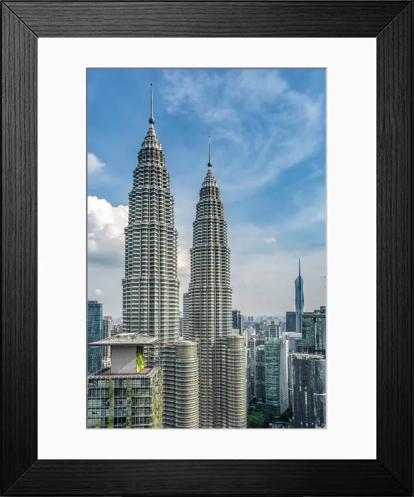 Framed Print : Petronas Towers, Kuala Lumpur, Malaysia