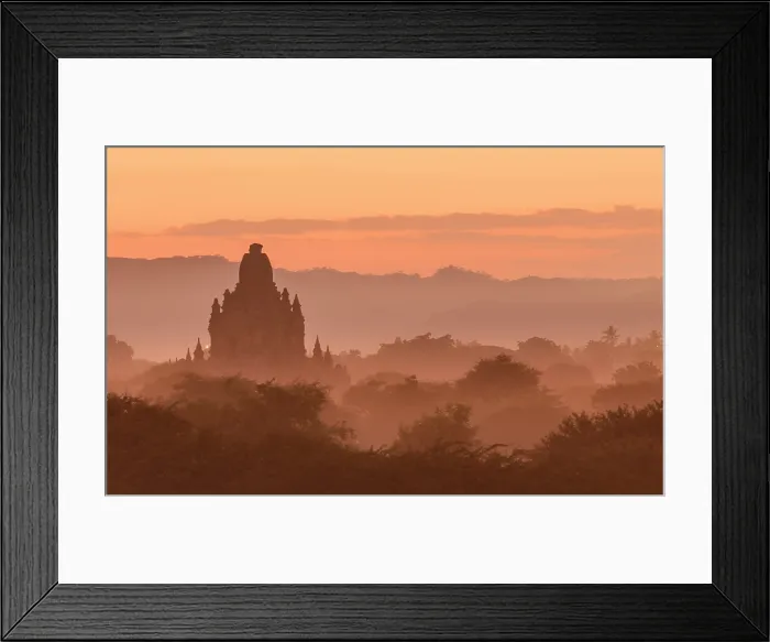 Framed Print : Temple at sunset, Bagan (UNESCO World Heritage Site), Mandalay region, Myanmar (Burma), Asia Framed Print : Temple at sunset, Bagan (UNESCO World Heritage Site), Mandalay region, Myanmar (Burma), Asia