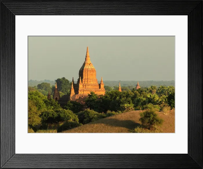 Framed Print : Temples and pagodas, Bagan, Mandalay region, Myanmar (Burma), Asia Framed Print : Temples and pagodas, Bagan, Mandalay region, Myanmar (Burma), Asia