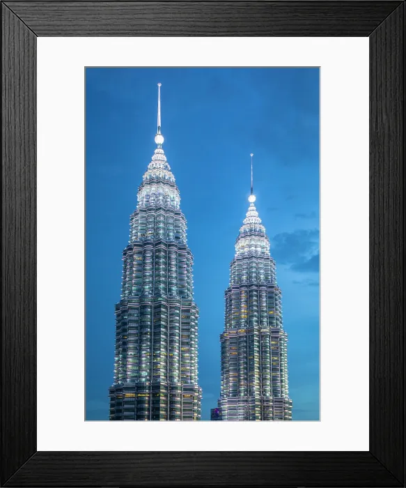 Framed Print : Petronas Towers, Kuala Lumpur, Malaysia Framed Print : Petronas Towers, Kuala Lumpur, Malaysia