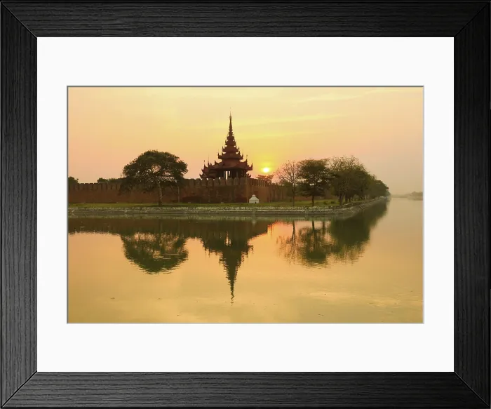 Framed Print : Royal Palace at sunset, Mandalay, Myanmar (Burma), Asia Framed Print : Royal Palace at sunset, Mandalay, Myanmar (Burma), Asia