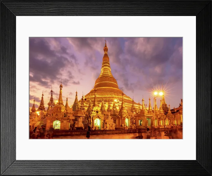 Framed Print : The great golden stupa, Shwedagon Pagoda Shwedagon Paya), Yangon (Rangoon), Myanmar (Burma), Asia Framed Print : The great golden stupa, Shwedagon Pagoda Shwedagon Paya), Yangon (Rangoon), Myanmar (Burma), Asia
