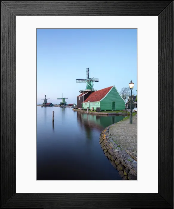 Framed Print : A windmill & old house, Zaanse Schans, North Holland, Netherlands Framed Print : A windmill & old house, Zaanse Schans, North Holland, Netherlands