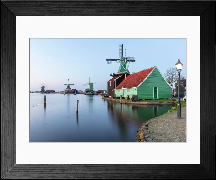 Framed Print : A windmill & old house, Zaanse Schans, North Holland, Netherlands Framed Print : A windmill & old house, Zaanse Schans, North Holland, Netherlands