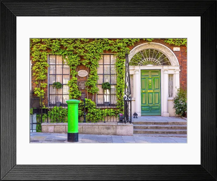 Framed Print : Traditional Georgian House with Irish Letterbox, Dublin, Ireland Framed Print : Traditional Georgian House with Irish Letterbox, Dublin, Ireland