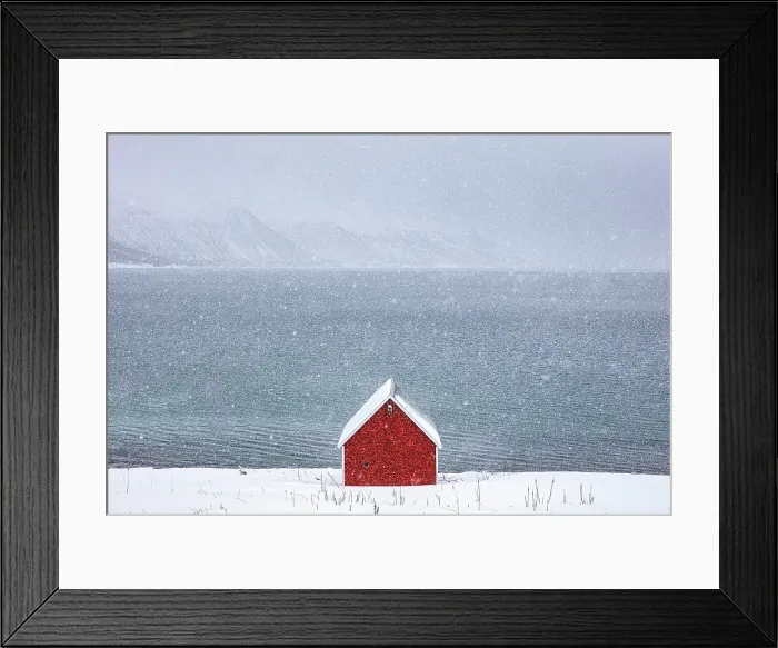 Framed Print : Red timber rorbu (cabin) in falling snow, Straumen Gard, Straumsbukta, Kvaloya, near Tromso, Norway Framed Print : Red timber rorbu (cabin) in falling snow, Straumen Gard, Straumsbukta, Kvaloya, near Tromso, Norway