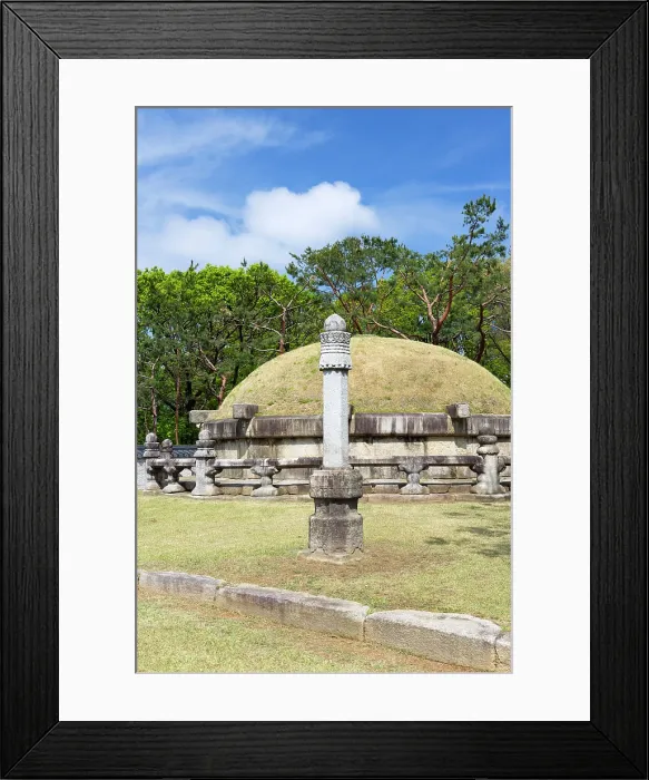 Framed Print : Seolleung (Tomb of King Seongjong), Gangnam, Seoul, South Korea Framed Print : Seolleung (Tomb of King Seongjong), Gangnam, Seoul, South Korea