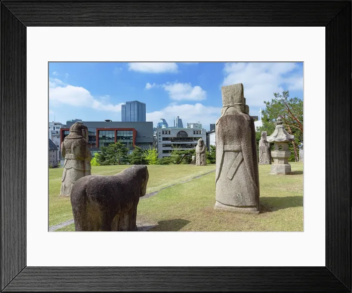 Framed Print : Seolleung (Tomb of King Seongjong), Gangnam, Seoul, South Korea Framed Print : Seolleung (Tomb of King Seongjong), Gangnam, Seoul, South Korea