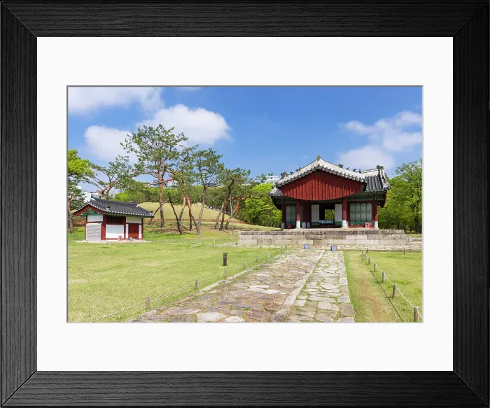 Framed Print : Seolleung (Tomb of King Seongjong), Gangnam, Seoul, South Korea Framed Print : Seolleung (Tomb of King Seongjong), Gangnam, Seoul, South Korea