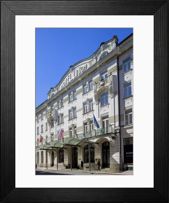 Framed Print : The Art Nouveau Grand Hotel Union, Ljubljana, Slovenia, Eastern Europe Framed Print : The Art Nouveau Grand Hotel Union, Ljubljana, Slovenia, Eastern Europe