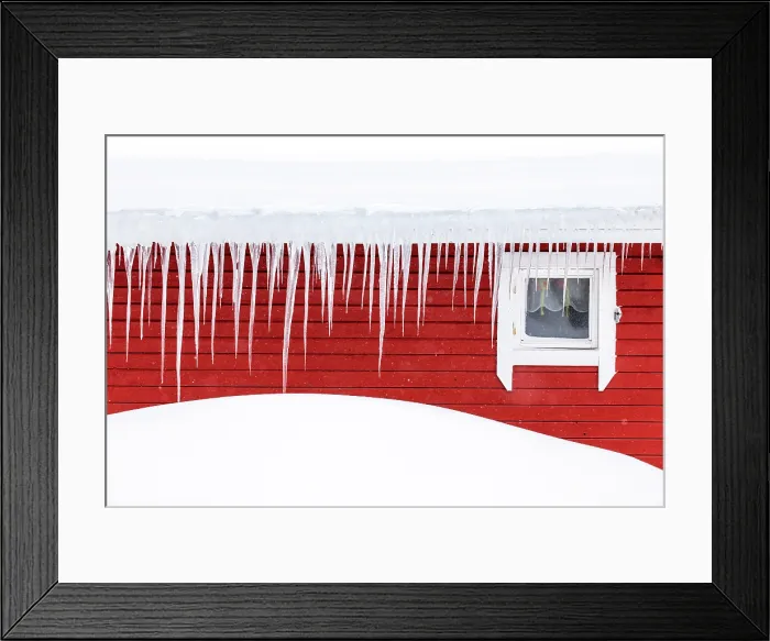 Framed Print : Icicles and snow on a red timber house, Bergsbotn, Senja, Norway Framed Print : Icicles and snow on a red timber house, Bergsbotn, Senja, Norway