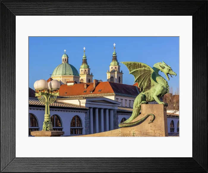 Framed Print : Dragon Sculpture on the Dragon Bridge, Ljubljana, Slovenia, Eastern Europe Framed Print : Dragon Sculpture on the Dragon Bridge, Ljubljana, Slovenia, Eastern Europe