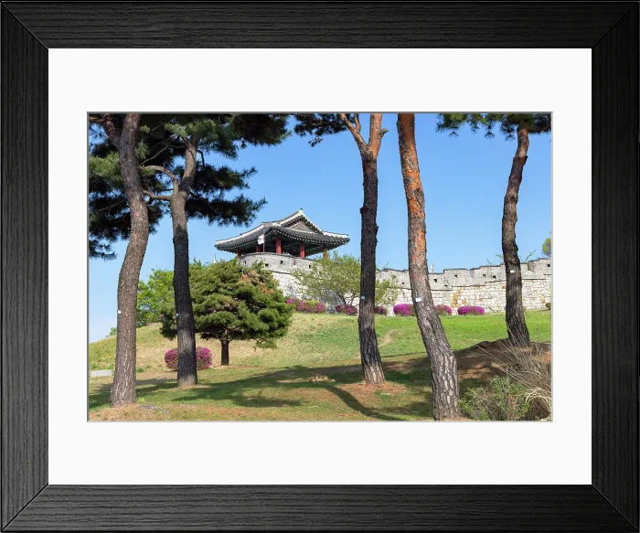 Framed Print : Northwestern Pavilion on city walls of Hwaseong Fortress (UNESCO World Heritage Site), Suwon, Gyeonggi Province, South Korea Framed Print : Northwestern Pavilion on city walls of Hwaseong Fortress (UNESCO World Heritage Site), Suwon, Gyeonggi Province, South Korea