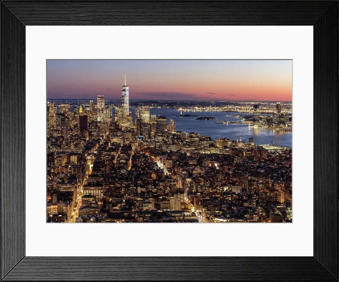 Framed Print : View over Manhattan at dusk towards the One World Trade Centre (Freedom Tower) from The Empire State Building, Manhattan, New York City, New York, USA Framed Print : View over Manhattan at dusk towards the One World Trade Centre (Freedom Tower) from The Empire State Building, Manhattan, New York City, New York, USA