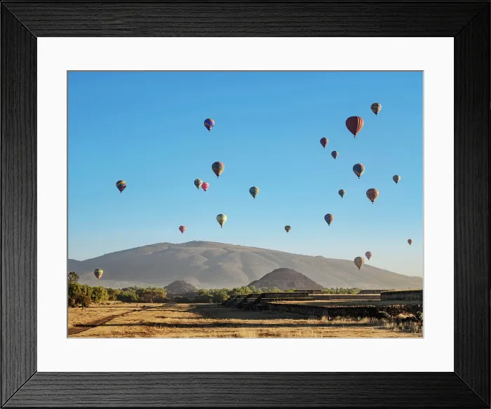 Framed Print : Hot air balloons flying over the Teotihuacan Archaeological Site at sunrise, Mexico State, Mexico Framed Print : Hot air balloons flying over the Teotihuacan Archaeological Site at sunrise, Mexico State, Mexico