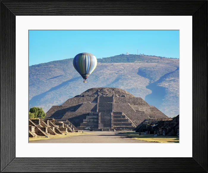 Framed Print : Hot air balloon flying over the Pyramid of the Moon, Teotihuacan, Mexico State, Mexico Framed Print : Hot air balloon flying over the Pyramid of the Moon, Teotihuacan, Mexico State, Mexico