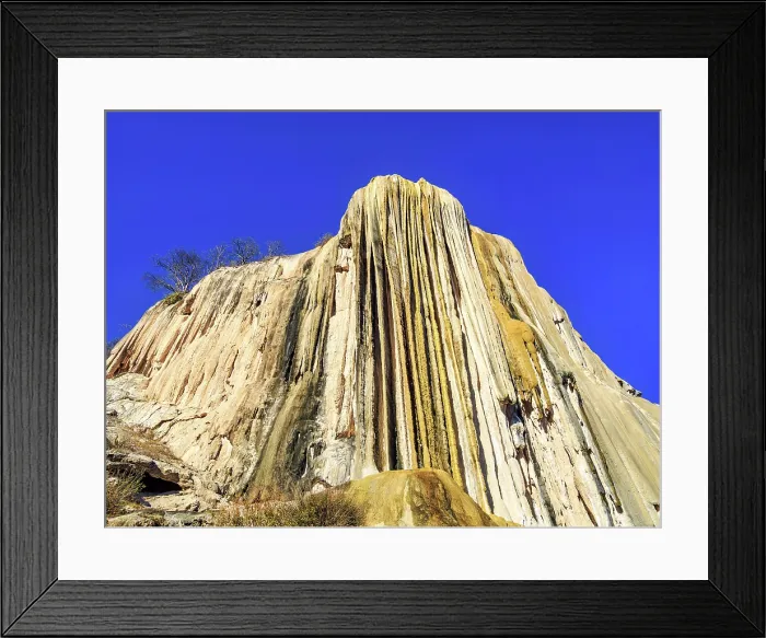 Framed Print : Petrified Waterfall at sunset, Hierve el Agua, San Lorenzo Albarradas, Oaxaca State, Mexico Framed Print : Petrified Waterfall at sunset, Hierve el Agua, San Lorenzo Albarradas, Oaxaca State, Mexico
