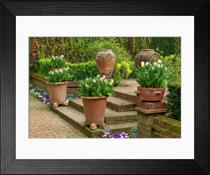 Framed Print : East Ruston Old Vicarage Gardens, Norfolk, England