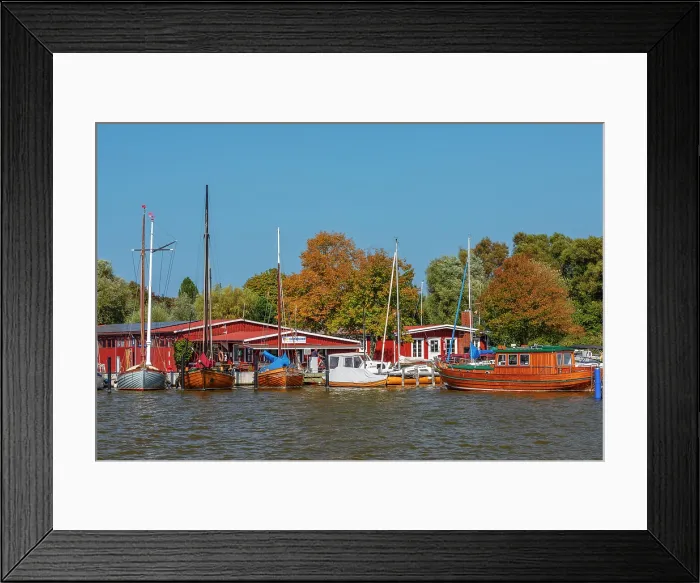 Framed Print : Hafen von Wustrow, Halbinsel Fisch-Darss-Zingst, Mecklenburg-Vorpommern, Germany Framed Print : Hafen von Wustrow, Halbinsel Fisch-Darss-Zingst, Mecklenburg-Vorpommern, Germany