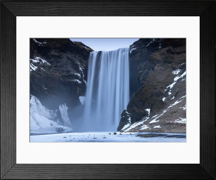 Framed Print : Skogafoss Waterfall, Skogar, near Vik y Myrdal, South Iceland Framed Print : Skogafoss Waterfall, Skogar, near Vik y Myrdal, South Iceland