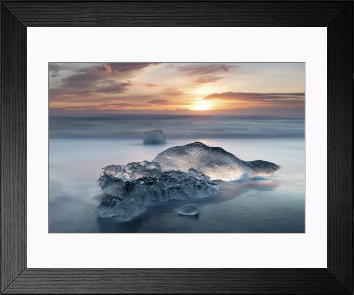 Framed Print : Icebergs on the beach at sunrise, near Jokulsarlon glacial lagoon, Iceland Framed Print : Icebergs on the beach at sunrise, near Jokulsarlon glacial lagoon, Iceland
