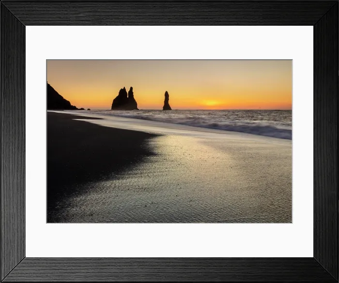 Framed Print : The Reynisdrangar rock stacks at sunrise, from Reynisfjara black sand beach, near Vik y Myrdal, South Iceland Framed Print : The Reynisdrangar rock stacks at sunrise, from Reynisfjara black sand beach, near Vik y Myrdal, South Iceland