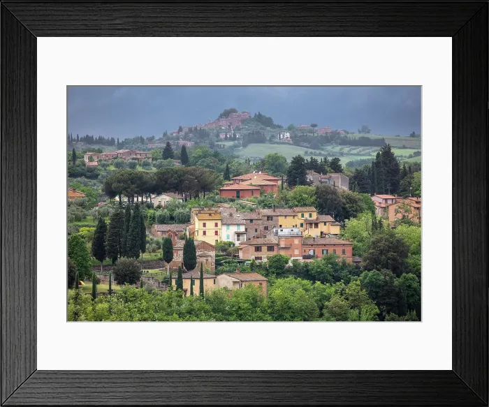 Framed Print : San Giovano d'Asso, Montalcino, Province of Siena, Tuscany, Italy Framed Print : San Giovano d'Asso, Montalcino, Province of Siena, Tuscany, Italy