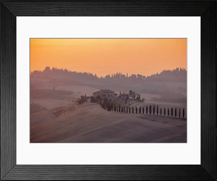 Framed Print : Hilltop farmhouse at sunset, Asciano, Crete senesi, Tuscany, Italy
