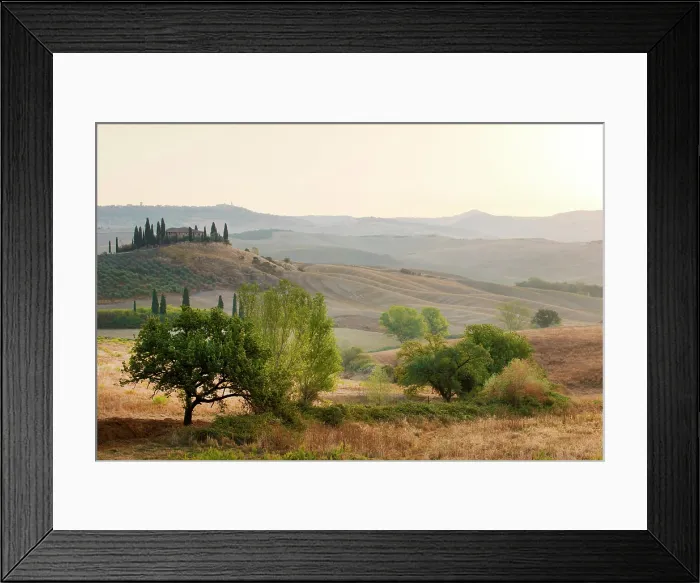 Framed Print : Podere Belvedere and Val d'Orcia at dawn, San Quirico d'Orcia, Tuscany, Italy Framed Print : Podere Belvedere and Val d'Orcia at dawn, San Quirico d'Orcia, Tuscany, Italy