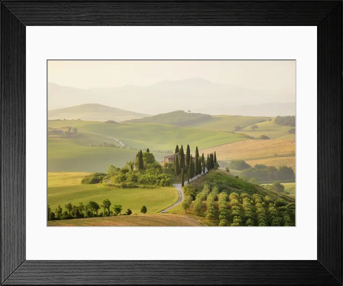 Framed Print : Podere Belvedere and the Val d'Orcia at dawn, San Quirico d'Orcia, Tuscany, Italy Framed Print : Podere Belvedere and the Val d'Orcia at dawn, San Quirico d'Orcia, Tuscany, Italy