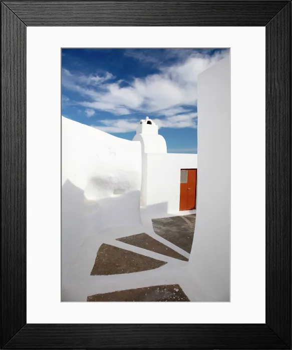 Framed Print : Street scene with whitewashed walls, Emporio, Santorini, Cyclades Islands, Greece, Europe Framed Print : Street scene with whitewashed walls, Emporio, Santorini, Cyclades Islands, Greece, Europe
