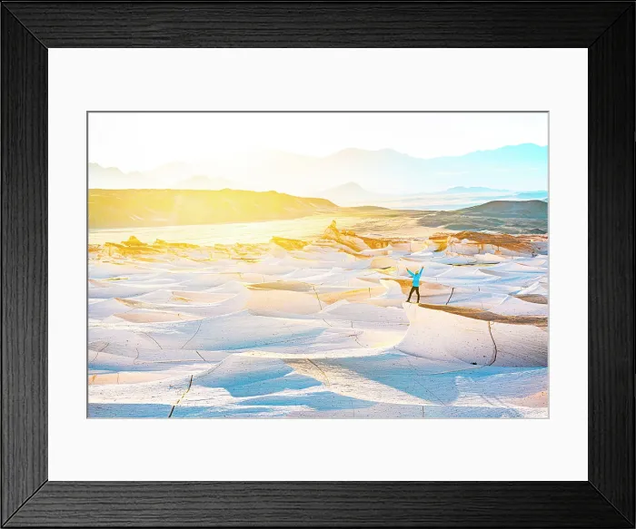 Framed Print : Man rejoicing looking at the rising sun, Campo de Piedra Pomez, Catamarca, Argentina. (MR) Framed Print : Man rejoicing looking at the rising sun, Campo de Piedra Pomez, Catamarca, Argentina. (MR)