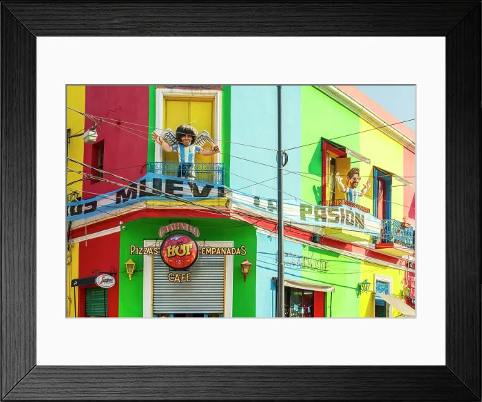 Framed Print : The iconic figure of Maradona on a balcony in Caminito, La Boca, Buenos Aires, Argentina Framed Print : The iconic figure of Maradona on a balcony in Caminito, La Boca, Buenos Aires, Argentina