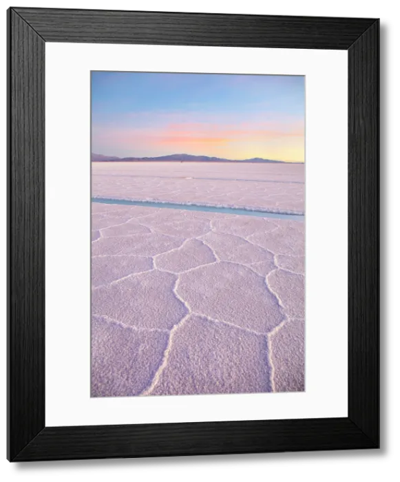 Framed Print : The Salinas Grandes salt flat at twilight, Puna de Atacama, Jujuy, Northwest Argentina Framed Print : The Salinas Grandes salt flat at twilight, Puna de Atacama, Jujuy, Northwest Argentina