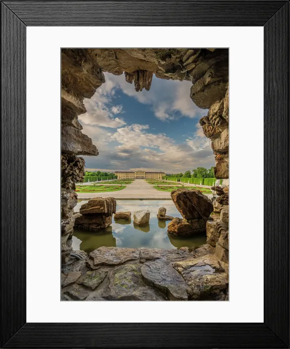 Framed Print : Schonbrunn Palace, Vienna, Austria Framed Print : Schonbrunn Palace, Vienna, Austria