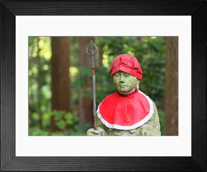 Framed Print : Statue at Konjikido (Golden Hall) of Chuson-ji Temple (UNESCO World Heritage Site), Hiraizumi, Iwate, Japan Framed Print : Statue at Konjikido (Golden Hall) of Chuson-ji Temple (UNESCO World Heritage Site), Hiraizumi, Iwate, Japan