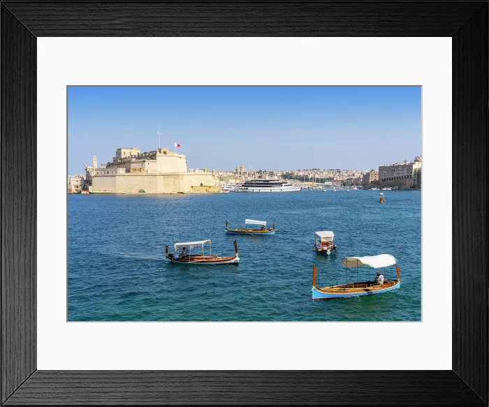 Framed Print : View of Vittoriosa (Birgu) and Fort Sant Elmo, Valletta, Malta Framed Print : View of Vittoriosa (Birgu) and Fort Sant Elmo, Valletta, Malta