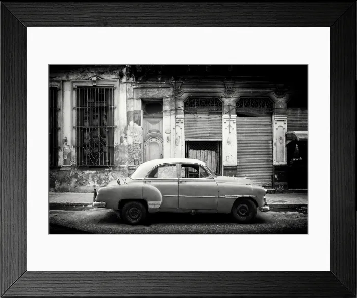 Framed Print : Old American car parked on a street in Havana Centro, Havana, Cuba, Caribbean Framed Print : Old American car parked on a street in Havana Centro, Havana, Cuba, Caribbean