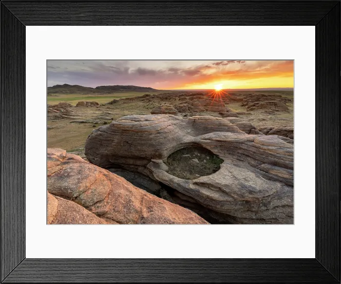 Framed Print : Rock formations at sunset, Baga Gazariin Chuluu, Gobi Region, Mongolia, Asia Framed Print : Rock formations at sunset, Baga Gazariin Chuluu, Gobi Region, Mongolia, Asia