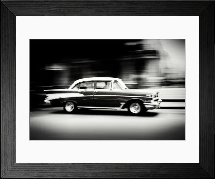 Framed Print : Old American car speeding along The Malecon (waterfront) Havana Centro, Havana, Cuba, Caribbean Framed Print : Old American car speeding along The Malecon (waterfront) Havana Centro, Havana, Cuba, Caribbean