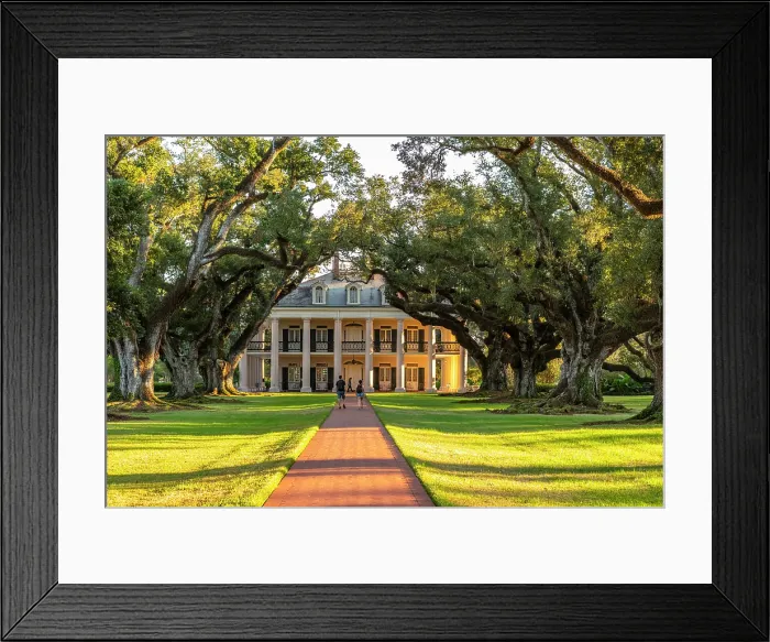 Framed Print : Oak Alley Plantation; Louisiana, USA, North America Framed Print : Oak Alley Plantation; Louisiana, USA, North America
