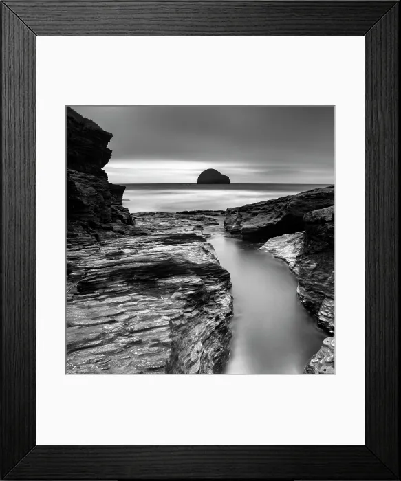 Framed Print : Long exposure image, Trebarwith Strand, Cornwall, England Framed Print : Long exposure image, Trebarwith Strand, Cornwall, England