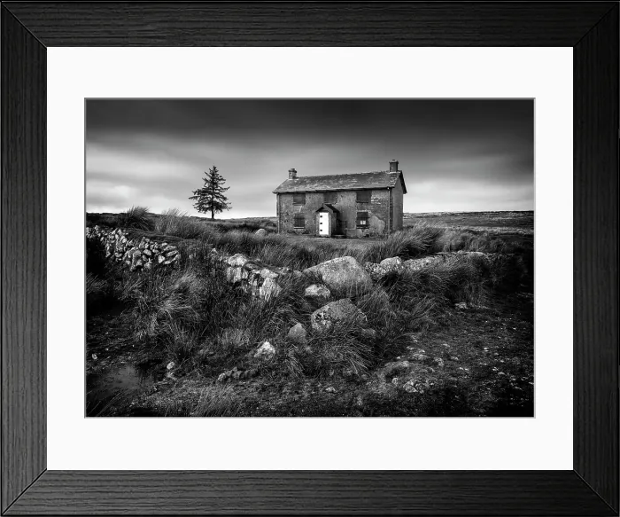 Framed Print : Nun's Cross Farm, near Princetown, Dartmoor, Devon, England Framed Print : Nun's Cross Farm, near Princetown, Dartmoor, Devon, England
