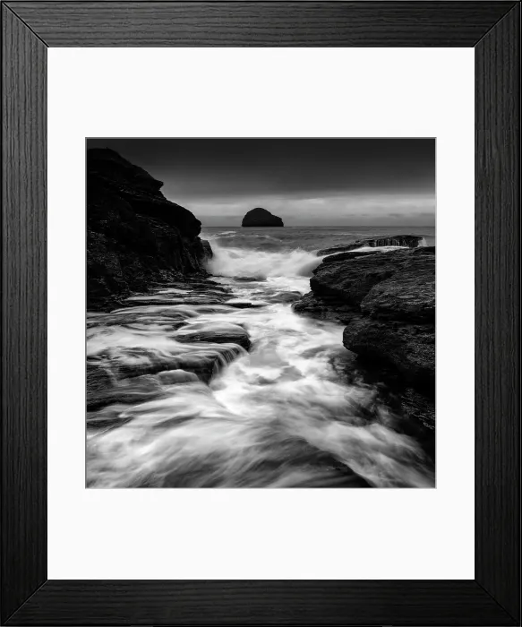 Framed Print : Long exposure image, Trebarwith Strand, Cornwall, England Framed Print : Long exposure image, Trebarwith Strand, Cornwall, England
