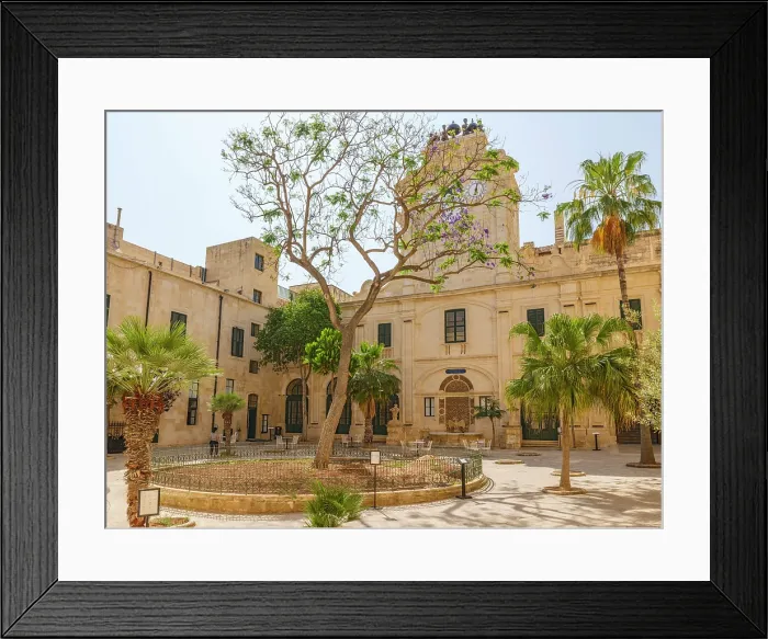 Framed Print : Palace of the Grandmaster, Valletta, Malta Framed Print : Palace of the Grandmaster, Valletta, Malta