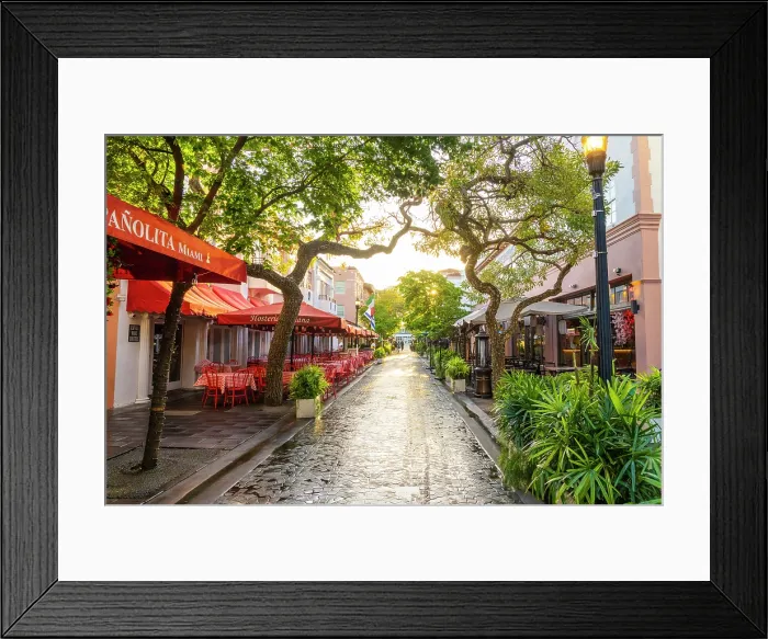 Framed Print : Espanola Way, South Beach, Miami, Florida, USA Framed Print : Espanola Way, South Beach, Miami, Florida, USA